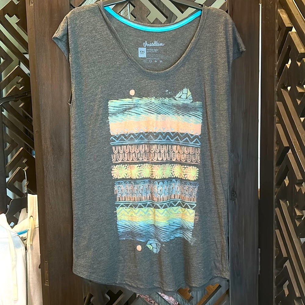 Women's XXL Threadless sleeveless tee, "The Flat Earth"